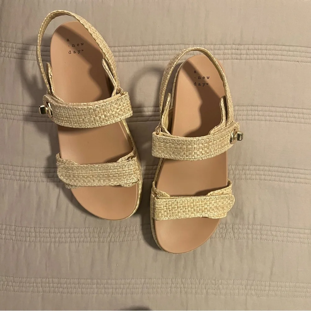 a new day Tan Women's Tanner Sandals Beach Vacation - Picture 3 of 6